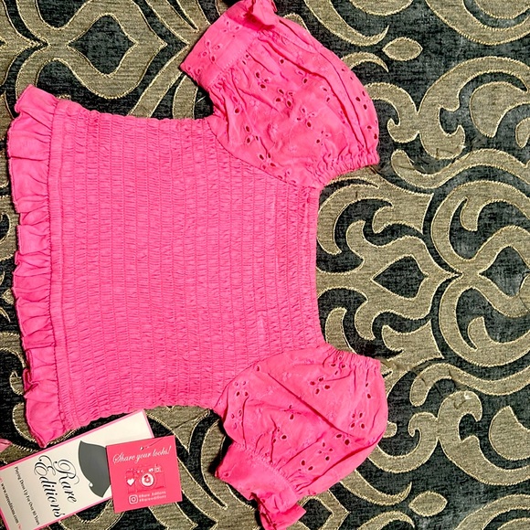 Girl size 6 - short puff sleeve top with matching short set - Picture 2 of 5